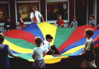 Die Kinder k&ouml;nnen nach Herzenslust spielen und toben.